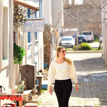 Отель Mylos *